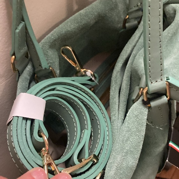 NWT Suede Viola Castellani Green Tote Bag - Picture 4 of 5